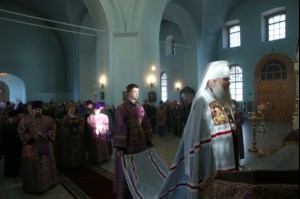 Божественная литургия в храме в честь Покрова Пресвятой Богородицы г.Петровска