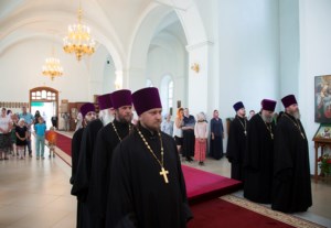 Всенощное бдение в Свято-Сергиевском женском монастыре с. Алексеевка Базарно-Карабулакского района