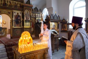 Панихида в храме в честь иконы Божией Матери "Утоли моя печали" г. Саратова