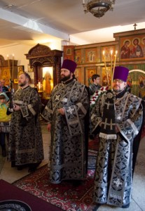 Литургия Преждеосвященных Даров в храме во имя святителя Тихона, Епископа Воронежского, Задонского чудотворца г.Саратова
