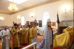 Божественная литургия в храме в честь Покрова Пресвятой Богородицы р.п. Новые Бурасы