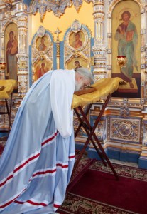 Божественная литургия в храме во имя святых первоверховных апостолов Петра и Павла г. Аткарска