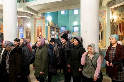 Божественная литургия в храме Всех святых, в земле Русской просиявших, г. Саратова