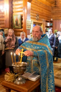 Божественная литургия в храме в честь Сретения Господня г.Саратова