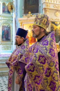 Литургия Преждеосвященных Даров в храме в честь Сошествия Святого Духа г. Саратова
