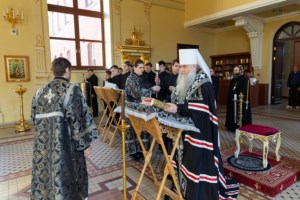Царские часы на Архиерейском подворье — в храме во имя святого апостола и евангелиста Иоанна Богослова