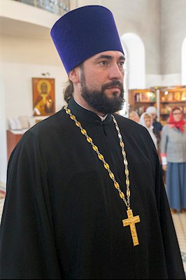 Божественная литургия в Петропавловском храме г. Аткарска