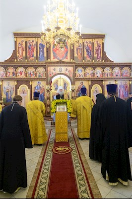 Божественная литургия в храме во имя святителя Николая Японского г. Саратова