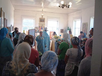 В селе Колояр прошел крестный ход