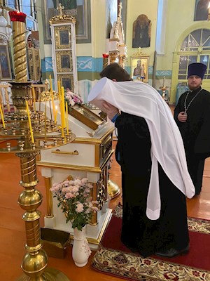 Митрополит Игнатий посетил Казанский храм Петровска