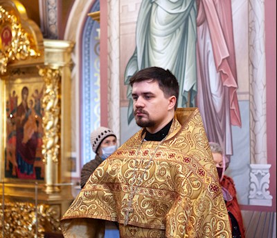 Божественная литургия в Свято-Троицком кафедральном соборе г. Саратова