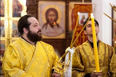 Митрополит Игнатий совершил всенощное бдение в храме Нерукотворного Образа Спасителя г. Саратова