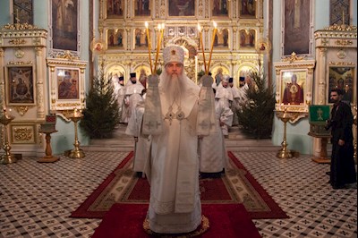 Божественная литургия и панихида в храме в честь Сошествия Святого Духа г. Саратова