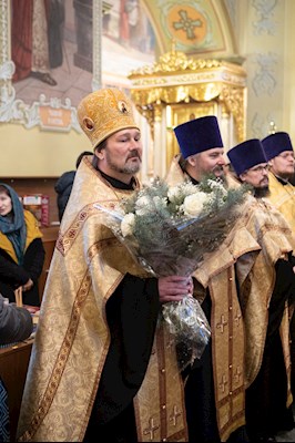 Митрополит Игнатий совершил Великую рождественскую вечерню