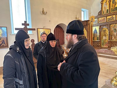 Митрополит Игнатий посетил Успенский храм г. Покровска