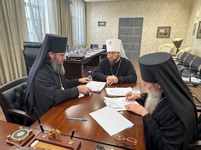 Состоялась передача дел Покровской епархии