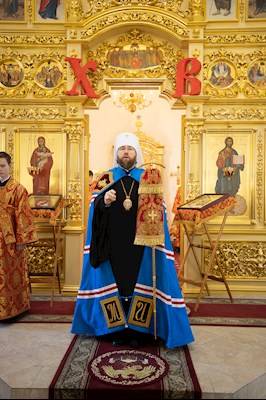 Митрополит Игнатий совершил Божественную литургию в храме святого апостола и евангелиста Иоанна Богослова г. Саратова