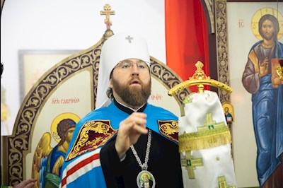 Митрополит Игнатий совершил Великое освящение храма преподобного Серафима Саровского р.п. Татищево и первую Божественную литургию в новоосвященном храме