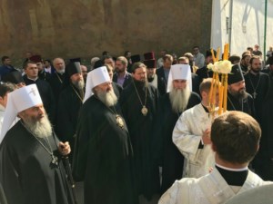 Митрополит Лонгин принял участие в погребении новопреставленного Митрополита Нежинского и Прилукского Иринея