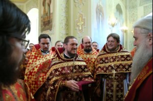 Божественная литургия в храме в честь Покрова Пресвятой Богородицы г. Саратова