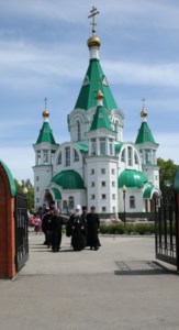 Божественная литургия в храме во имя Всех Святых, в земле Российской просиявших, г.Саратова
