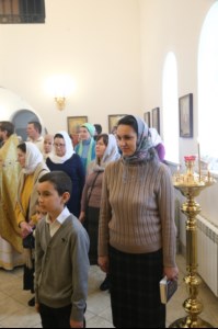 Божественная литургия в храме святителя Иоанна Златоуста в п. Зональный г.Саратова