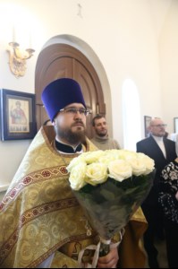 Божественная литургия в храме святителя Иоанна Златоуста в п. Зональный г.Саратова