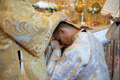 Митрополит Игнатий совершил Божественную литургию в Покровском соборе г. Саратова