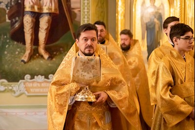 Митрополит Игнатий совершил Божественную литургию и молебен на новый год в Покровском соборе г. Саратова