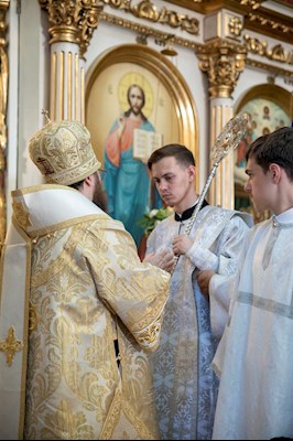 Митрополит Игнатий совершил Божественную литургию в Покровском соборе г. Саратова