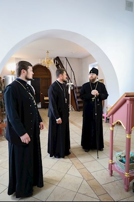Митрополит Игнатий совершил объезд саратовских храмов