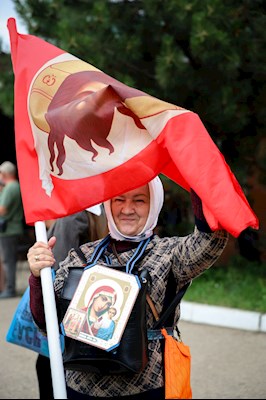 Митрополит Игнатий совершил Литургию в храме великомученика Георгия Победоносца г. Саратова