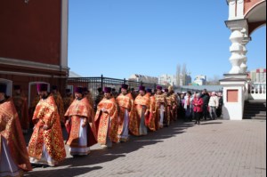 Божественная литургия в храме в честь Покрова Пресвятой Богородицы г. Саратова
