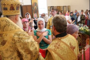 Божественная литургия в храме в честь Покрова Пресвятой Богородицы р.п. Новые Бурасы
