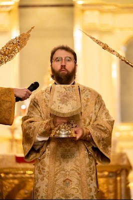 Митрополит Игнатий совершил Божественную литургию и молебен на новый год в Покровском соборе г. Саратова