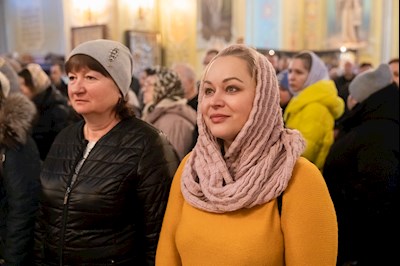 Митрополит Игнатий совершил Божественную литургию и молебен на новый год в Покровском соборе г. Саратова