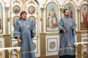 Божественная литургия в храме в честь Покрова Пресвятой Богородицы р.п. Новые Бурасы