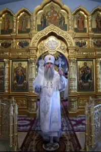 Крещальная литургия в Свято-Троицком соборе Саратова
