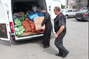 В Воскресенский район отправлена гуманитарная помощь от прихожан и духовенства Центрального благочиния