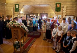 Всенощное бдение в храме в честь Рождества Пресвятой Богородицы города Саратова