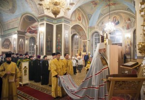 Божественная литургия в Свято-Троицком кафедральном соборе г. Покровска
