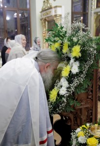 Всенощное бдение на Архиерейском подворье – храме во имя преподобного Серафима Саровского г.Саратова