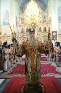 Вечерня в соединении с Литургией Василия Великого и Чин умовения ног в храме в честь Покрова Пресвятой Богородицы г.Саратова