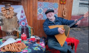 В Аткарске прошла благотворительная ярмарка