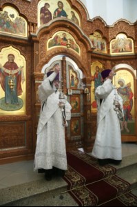 Божественная литургия в храме во имя святого равноапостольного великого князя Владимира г. Саратова