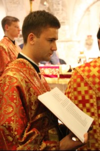 Митрополит Лонгин возглавил молебен святителю Николаю в Базилике святителя Николая в г. Бари