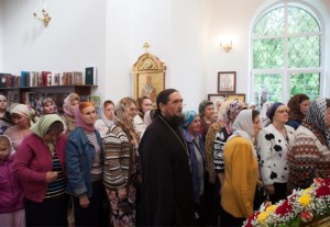 Божественная литургия в храме во имя святителя Луки (Войно-Ясенецкого), исповедника, при 3-й городской клинической больнице г. Саратова