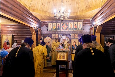 Великое освящение храма Казанской иконы Божией Матери г. Вольска и Божественная литургия в новоосвященном храме