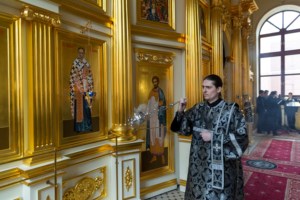 Уставное богослужение на Архиерейском подворье — в храме во имя святого апостола и евангелиста Иоанна Богослова при СПДС