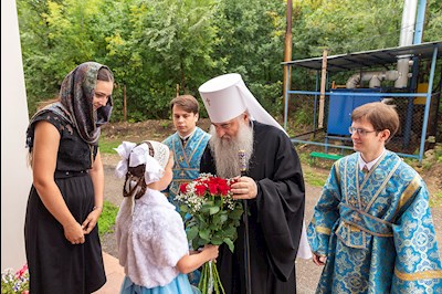 Божественная литургия в храма в честь иконы Божией Матери «Всех скорбящих Радость» г. Саратова